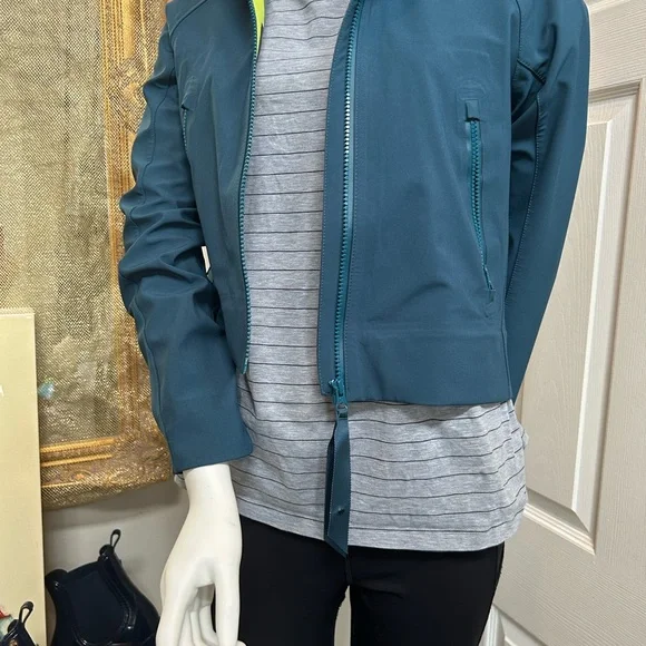 Lululemon!! - Picture 3 of 14